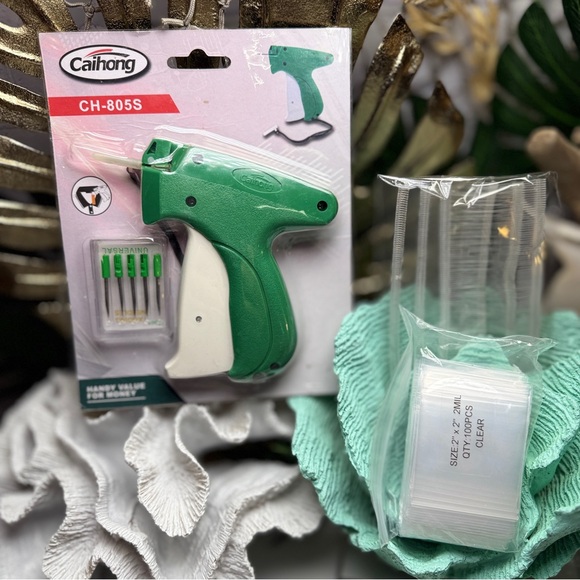 NEW! Huge 500+ RESELLERS BUNDLE Tagging Gun, Barbs, Zip Bags 2 Sizers Tags - Picture 5 of 11